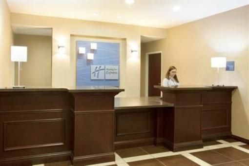 фото отеля Holiday Inn Express Le Roy