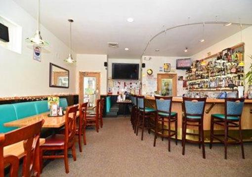 фото отеля Rodeway Inn Newport