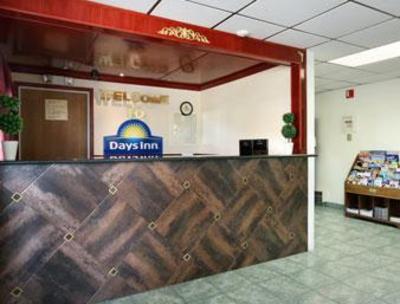 фото отеля Days Inn Waukegan