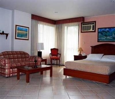 фото отеля Travelers Suites Castellon De Juanambu Hotel Cali