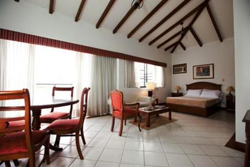 фото отеля Travelers Suites Castellon De Juanambu Hotel Cali