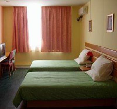 фото отеля Home Inn (Nanchang Shanghai North Road)