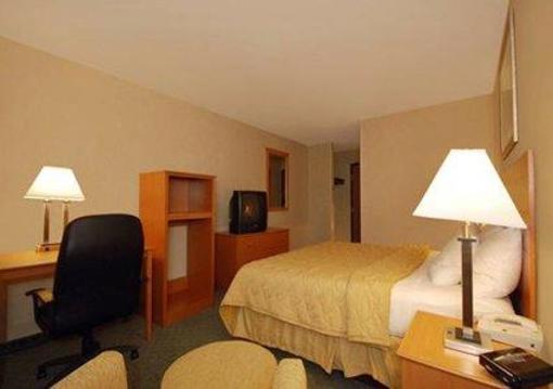 фото отеля Quincy Comfort Inn