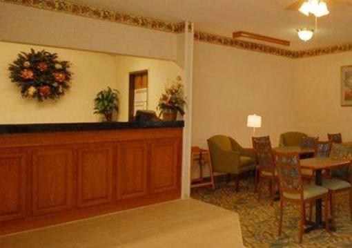 фото отеля Quincy Comfort Inn
