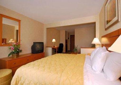 фото отеля Quincy Comfort Inn