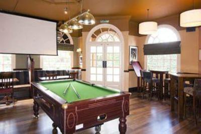 фото отеля Premier Inn Greenford London