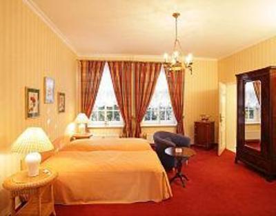 фото отеля Hotel Schloss Tremsbuttel