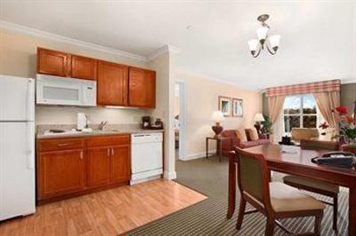 фото отеля Homewood Suites Long Island - Melville