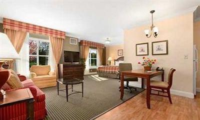 фото отеля Homewood Suites Long Island - Melville