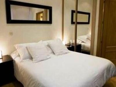 фото отеля Apartamentos MV Plaza Mayor Madrid
