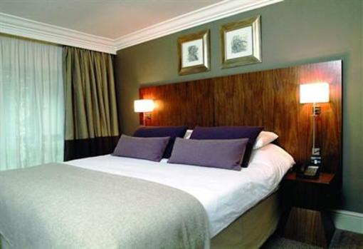 фото отеля Priest House Hotel Castle Donington