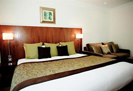 фото отеля Priest House Hotel Castle Donington