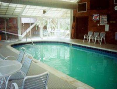 фото отеля Travelodge Hotel Cleveland Willoughby