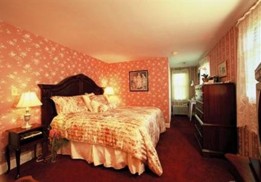 фото отеля Devonfield Inn