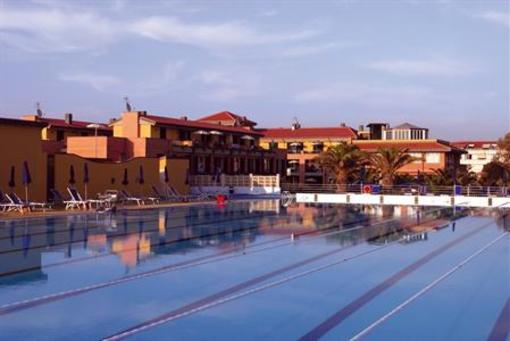 фото отеля Continental Resort Pisa