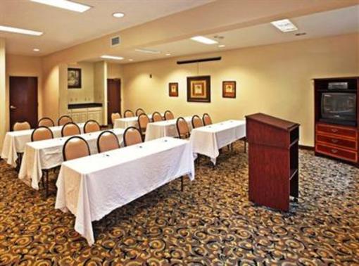 фото отеля Holiday Inn Express Hotel & Suites Camden (Arkansas)