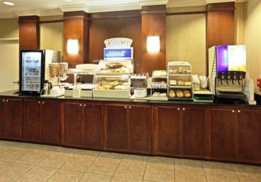 фото отеля Holiday Inn Express Hotel & Suites Camden (Arkansas)