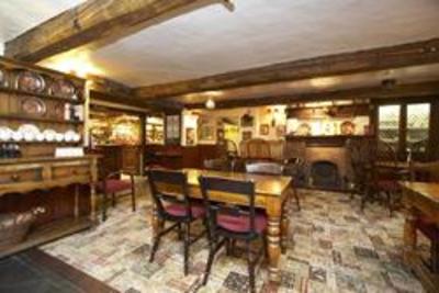 фото отеля Horse & Farrier Inn