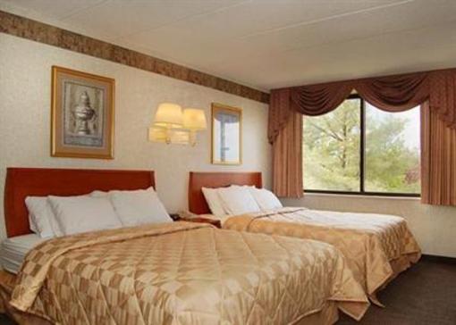 фото отеля Econo Lodge Inn & Suites Augusta (Maine)