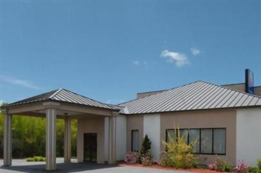 фото отеля Econo Lodge Inn & Suites Augusta (Maine)