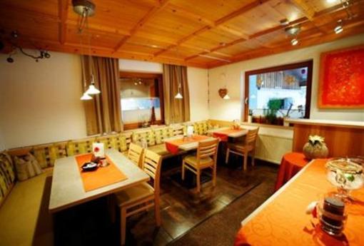 фото отеля Gastehaus Alpina