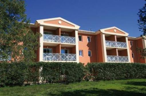 фото отеля Lagrange Classic Le Domaine Des Grands Pins