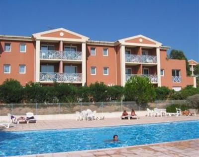 фото отеля Lagrange Classic Le Domaine Des Grands Pins