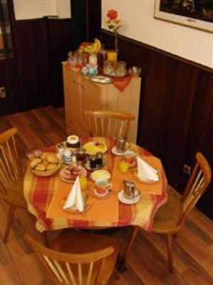 фото отеля Haus Godorf Hotel-Restaurant