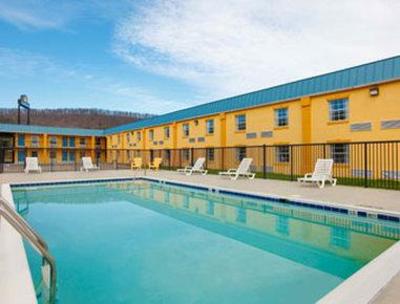 фото отеля Days Inn Airport-Roanoke