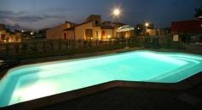 фото отеля Alba Village Hotel and Camping