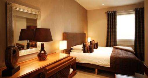 фото отеля The George Hotel Cheltenham