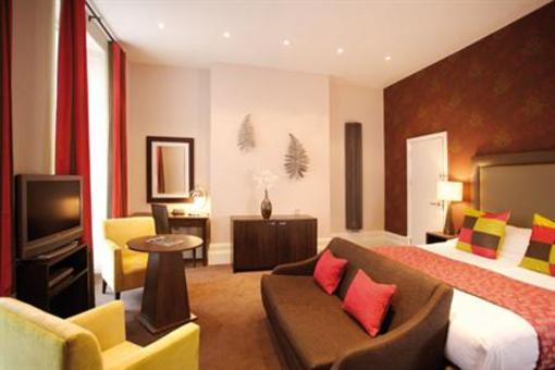 фото отеля The George Hotel Cheltenham