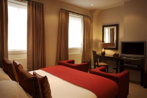 фото отеля The George Hotel Cheltenham