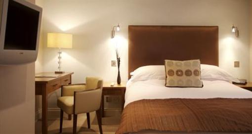 фото отеля The George Hotel Cheltenham