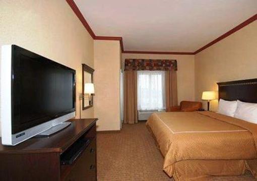 фото отеля Comfort Suites Central