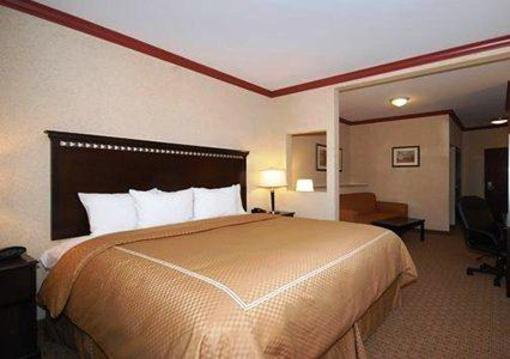 фото отеля Comfort Suites Central