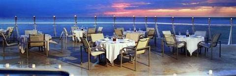 фото отеля Cozumel Palace