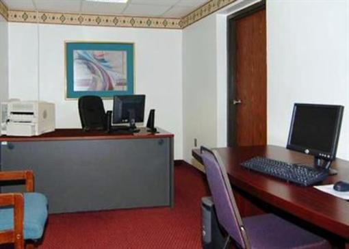 фото отеля Comfort Inn Chelsea (Michigan)
