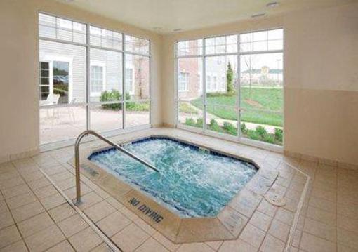 фото отеля Comfort Inn Chelsea (Michigan)