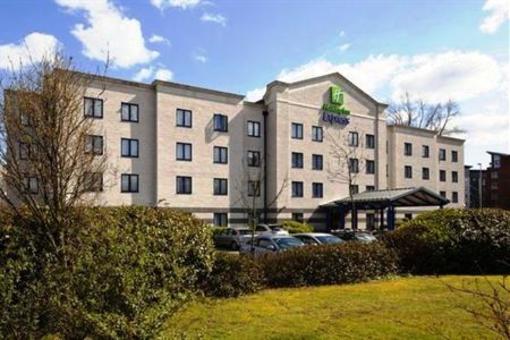 фото отеля Holiday Inn Express Poole