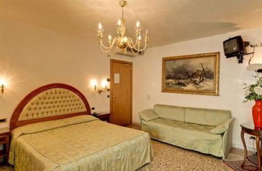 фото отеля Antica Casa Carettoni