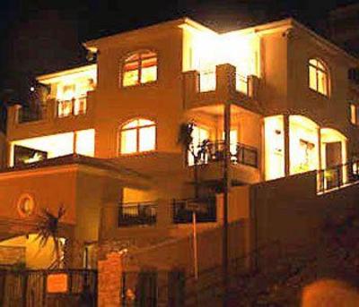 фото отеля Bayside Suites Apartments Cape Town