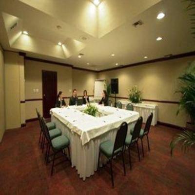 фото отеля Hotel Lausana Otay Aeropuerto Tijuana