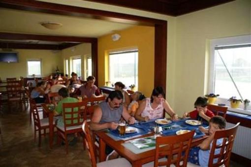 фото отеля Holiday Village Resort Senec