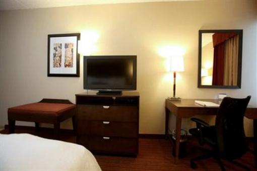 фото отеля Hampton Inn Chicago Naperville