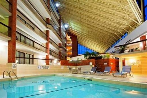 фото отеля Holiday Inn Oakville