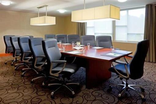 фото отеля Holiday Inn Oakville