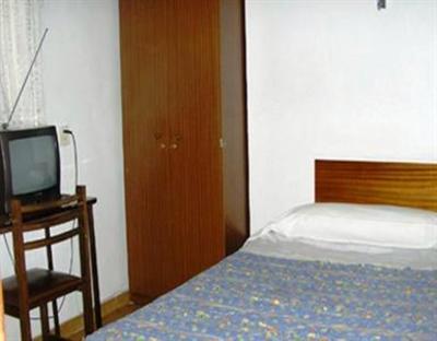 фото отеля Hostal Mairu Madrid