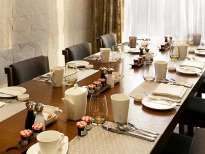 фото отеля Shangri-La Hotel Mumbai