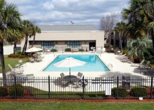 фото отеля Clarion Inn & Suites Dothan